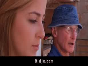 انسان يمارس نيك مع حيوان